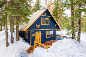 Indigo Owl by AvantStay Cabin w Firepit Minutes to Lake Slopes